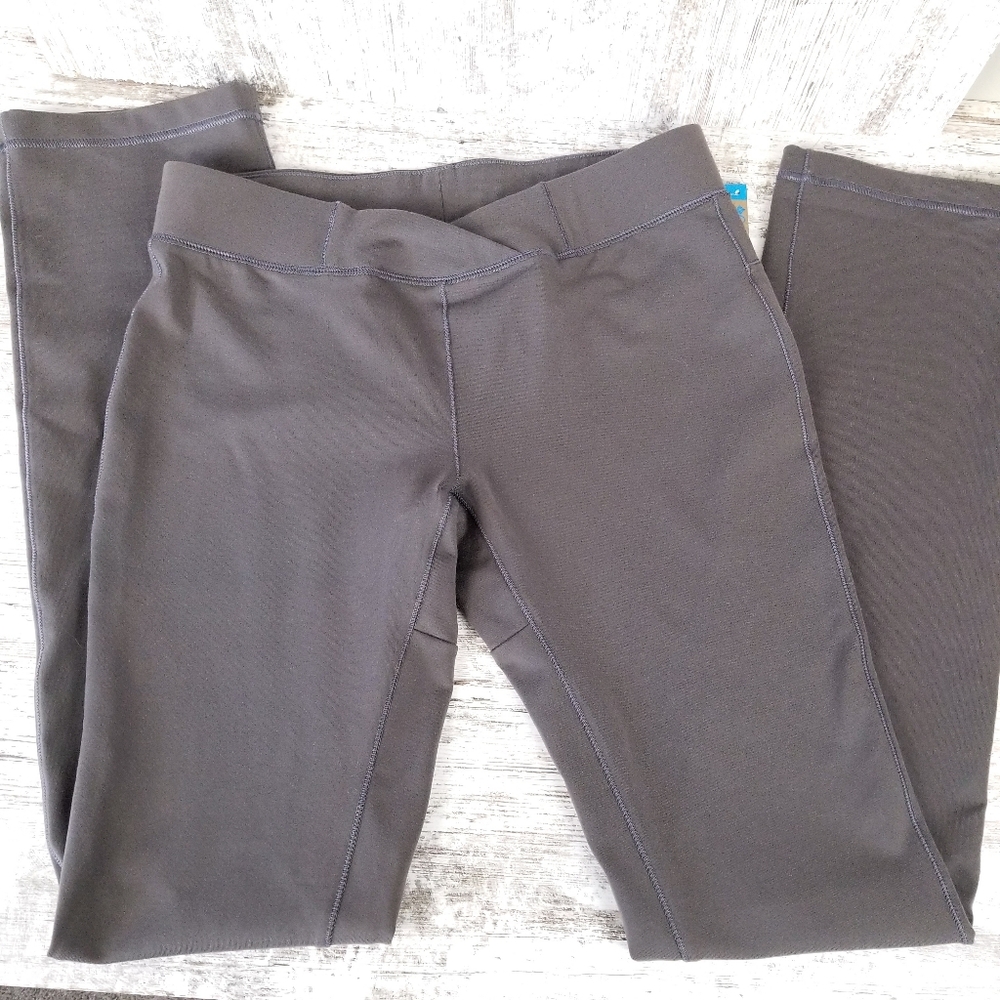 NWT Columbia Layer First gray yoga pants